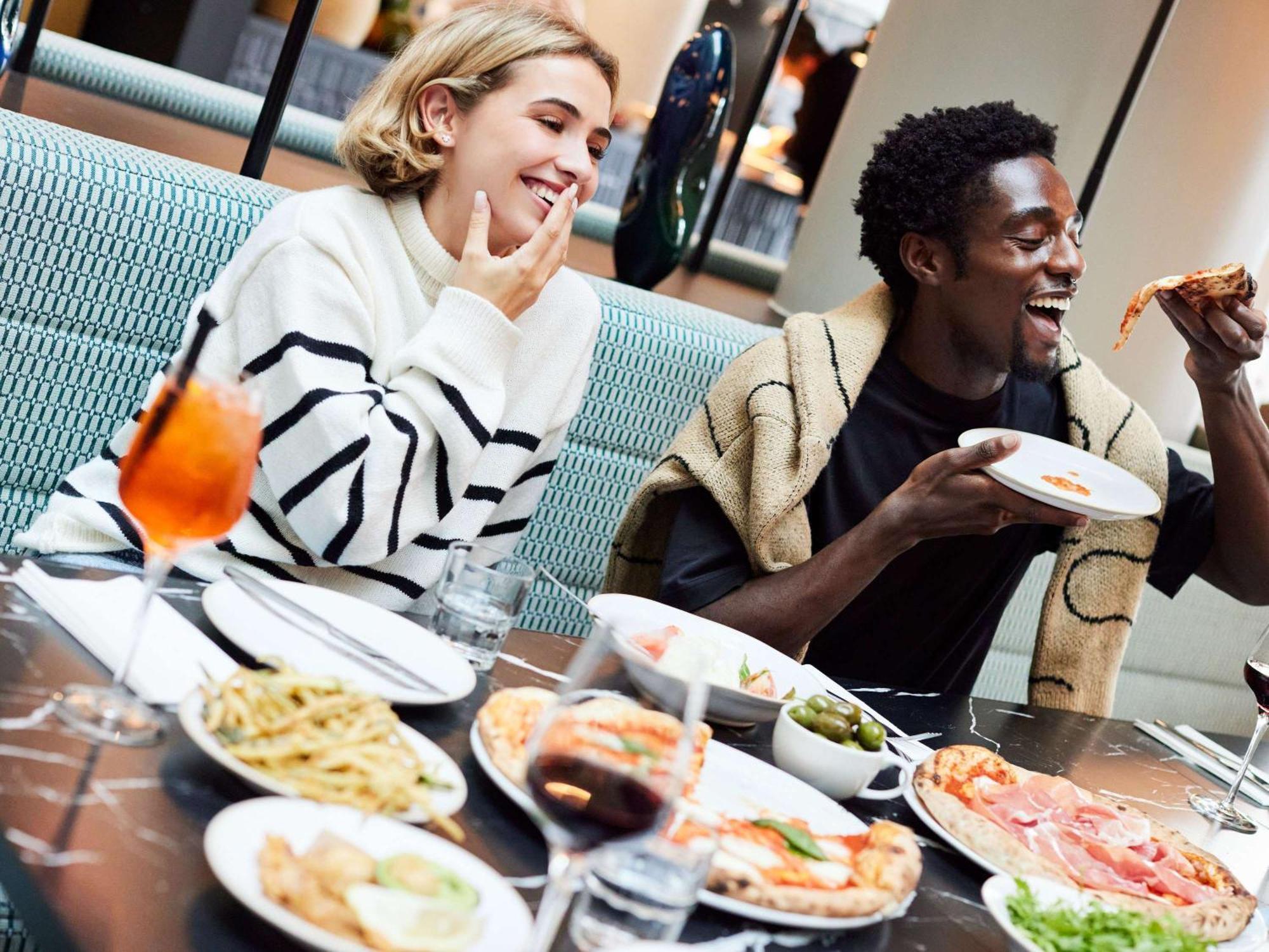 Tribe Manchester Airport By Accor Хейл Экстерьер фото