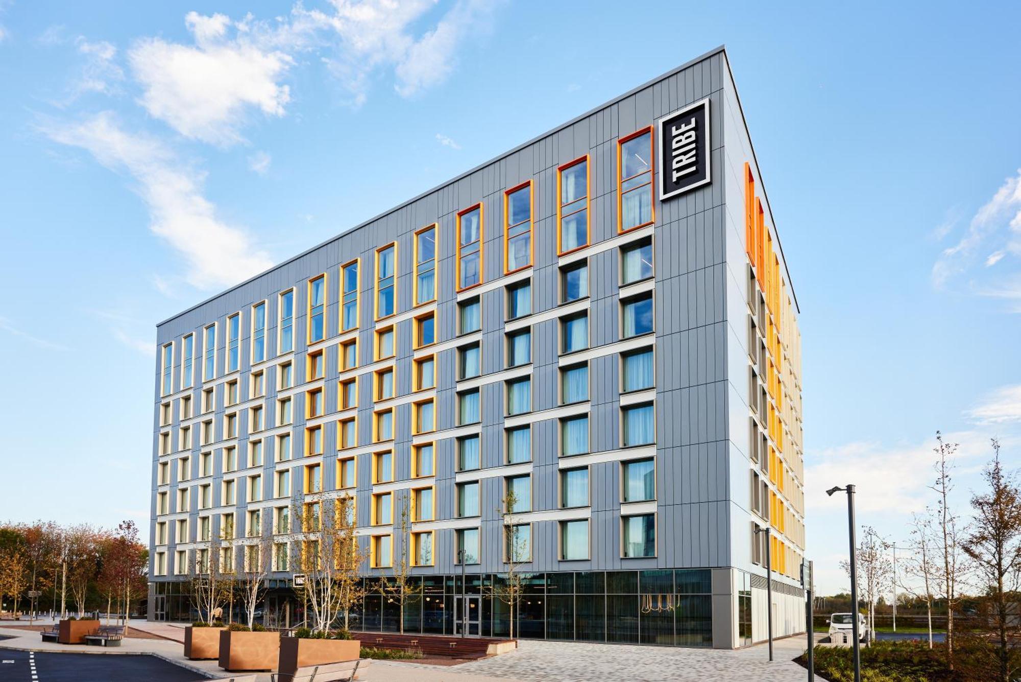 Tribe Manchester Airport By Accor Хейл Экстерьер фото