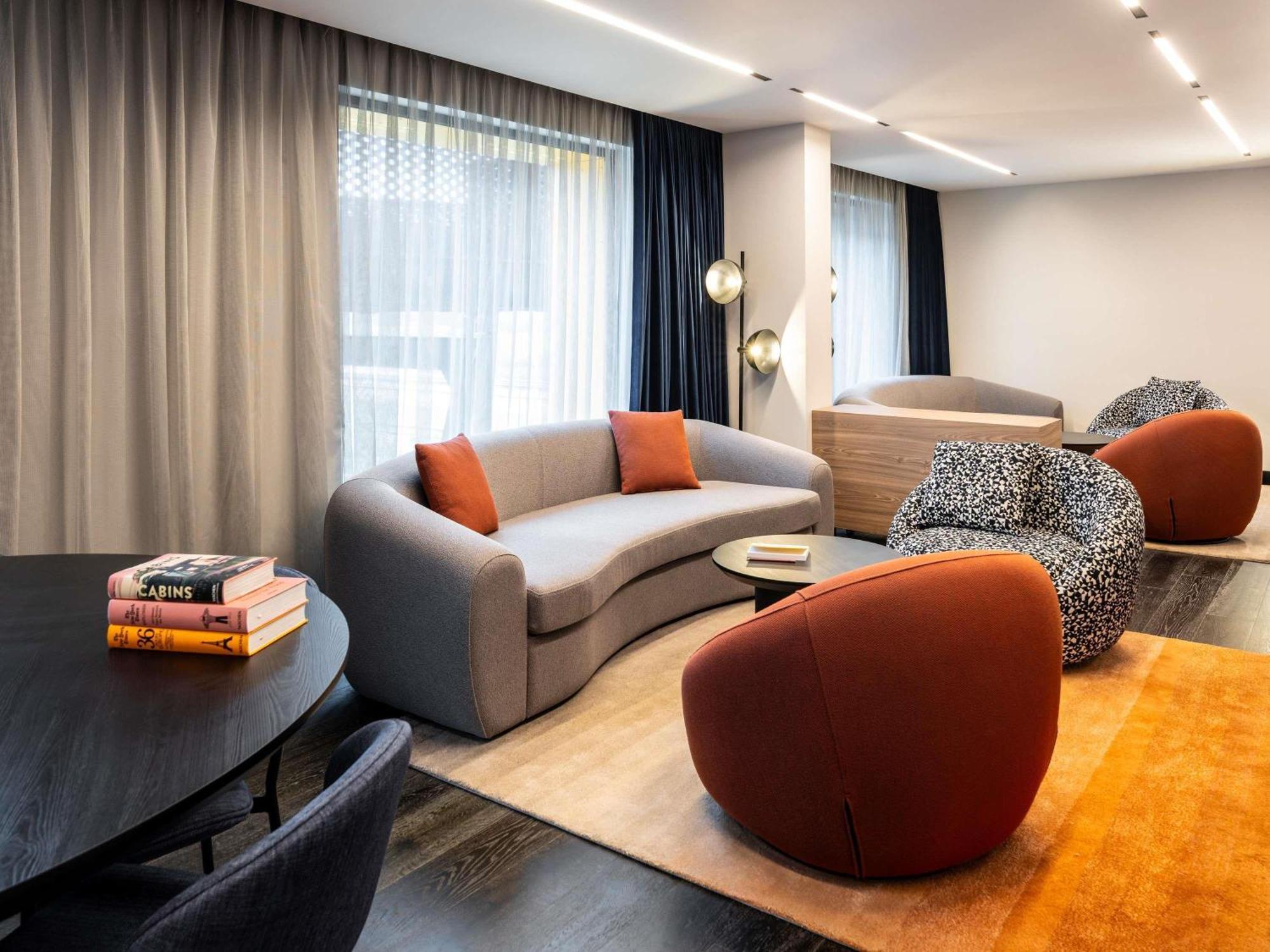 Tribe Manchester Airport By Accor Хейл Экстерьер фото