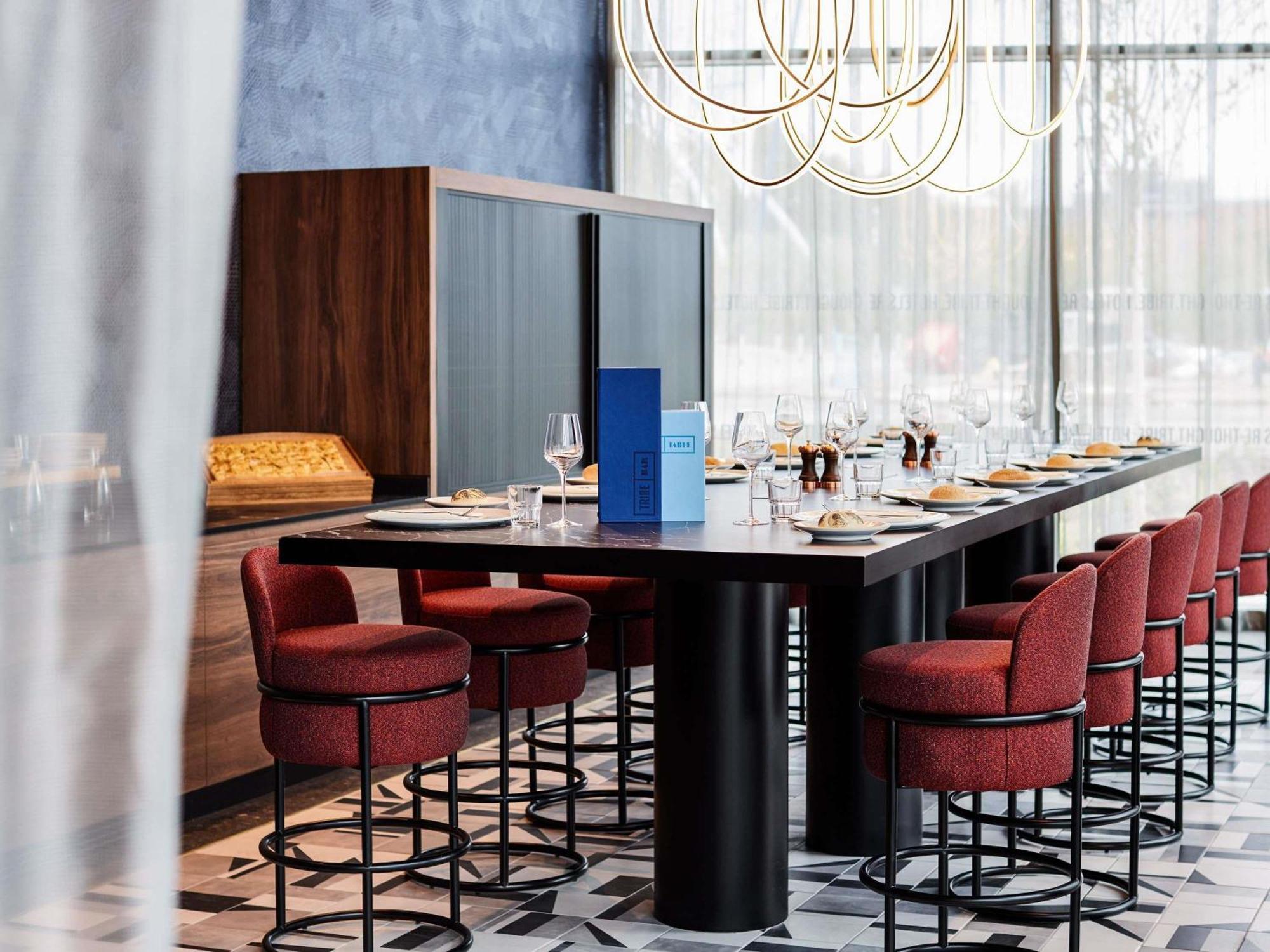 Tribe Manchester Airport By Accor Хейл Экстерьер фото